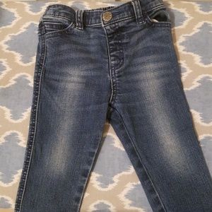 Toddler skinny jeans